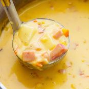 Cheesy Ham and Potato Soup