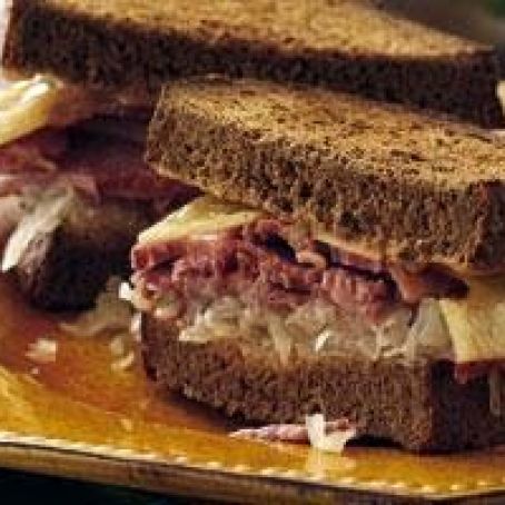 Slow Cooker Reuben Sandwiches