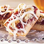 Streusel Strawberry Bars