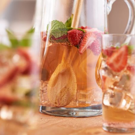 Summer Mocktail Pitcher (David Venable)