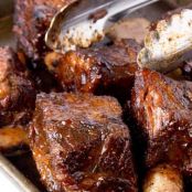 Slow Cooker BBQ Short Ribs