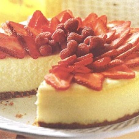 Classic Creamy Cheesecake