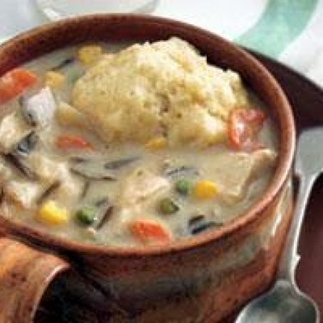 Slow Cooker Creamy Chicken and Wild Rice Soup