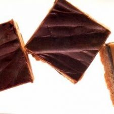 Mrs. Fields Creamy Peanut Butter Chocolate Bars