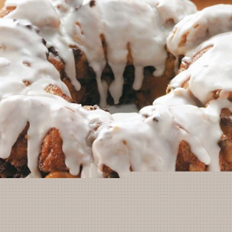 Chocolate Chip-Cinnamon Breakfast Ring