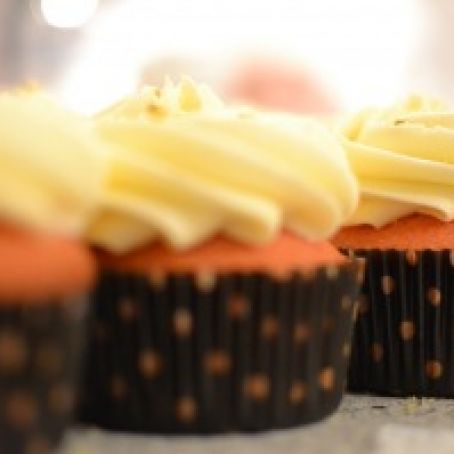 Strawberry Cupcakes with Champagne Buttercream