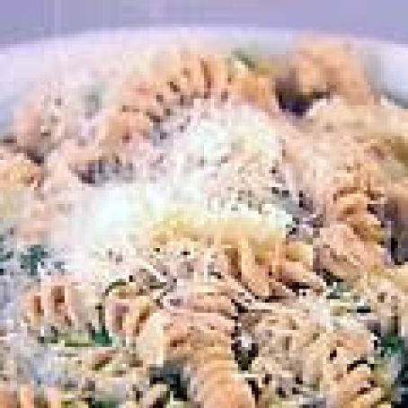 Pasta with Escarole, White Beans and Chicken Sausage