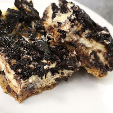 Oreo Cheesecake Bars