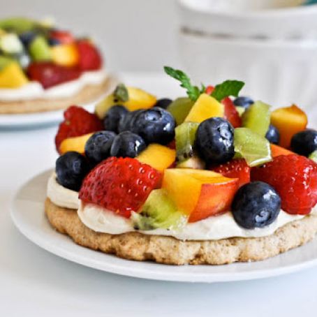 Personal Pan Fruit Pizzas with Whole Wheat Cinnamon Sugared Crust