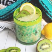 Creamy Coconut Kiwi Smoothie