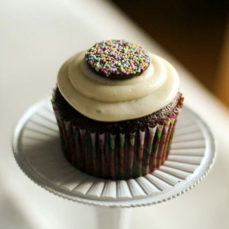 Chocolate Cupcakes with Cream Cheese Frosting