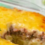 Pasta with cheese and ground beef