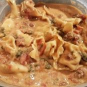 Slow Cooker Sausage and Cheese Tortellini