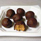 Crispy Quinoa Peanut Butter Balls