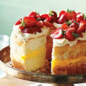 Angel Food Cake with Strawberries and Lemon Cream