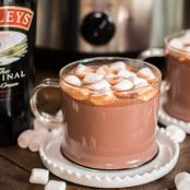 Irish Cream Hot Chocolate in a Slow Cooker