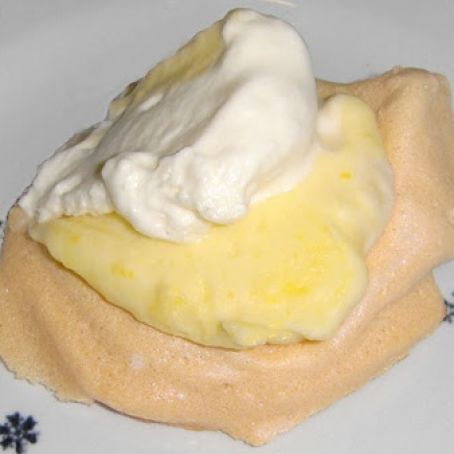 Lemon Meringue Cupids