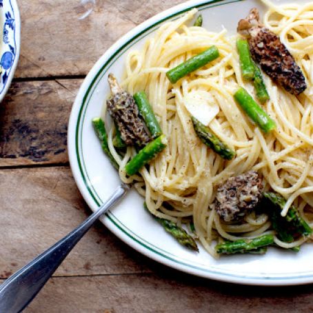 Morel and Asparagus Spaghetti