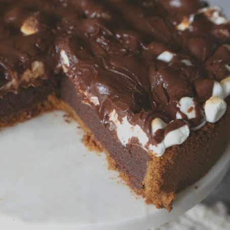 BROWNIE PIE