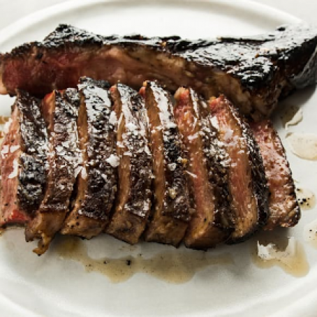 How to Defrost a Steak in 5 Minutes