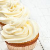 Buttercream Frosting | Domino Sugar