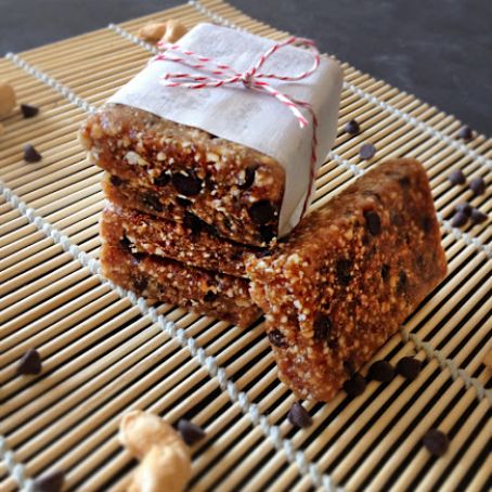 Copycat Chocolate Chip Cookie Dough Larabars