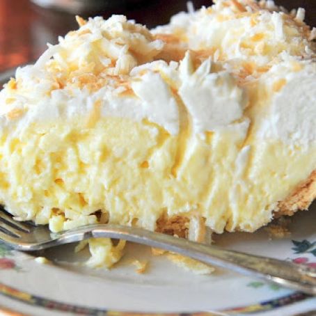 Old Fashioned Coconut Cream Pie