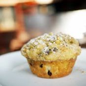 ORANGE CURRANT MUFFINS w/PISTACHIO CRUMB