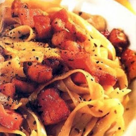 TAGLIATELI A LA CARBONARA