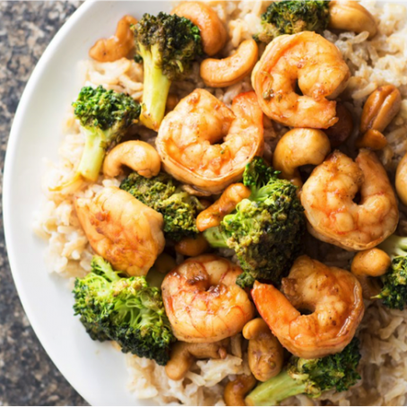 Hoisin Shrimp with Broccoli and Cashews