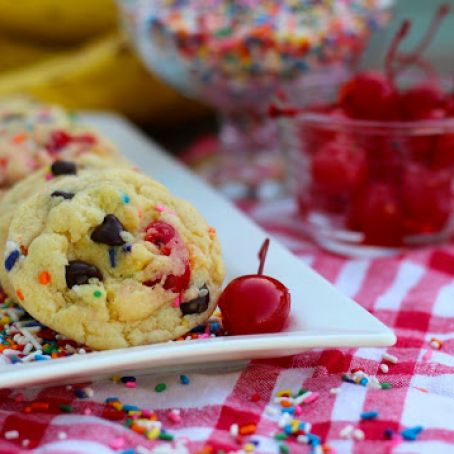 Banana Split Cookies