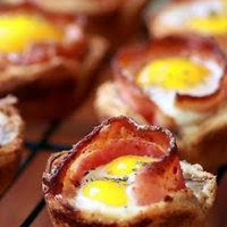 Bacon & Eggs in Toast Cups