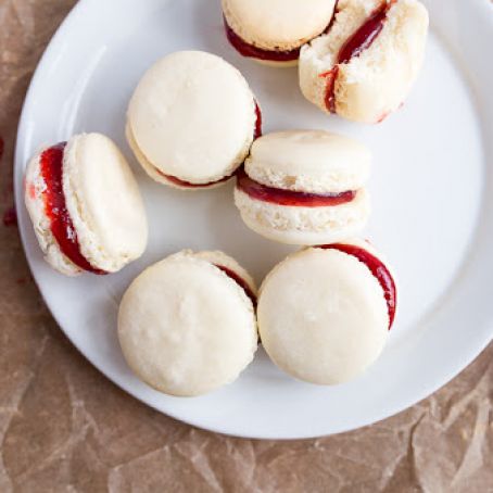 SMALL-BATCH MACARONS