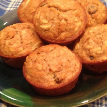 Apple oatmeal muffins