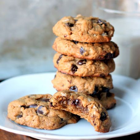 cookie - Peanut Butter Oatmeal Chocolate Chip Cookies {flourless, no butter} | Ambitious Kitchen