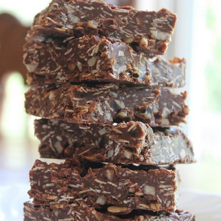 Chocolate Oatmeal No-Bake Bars