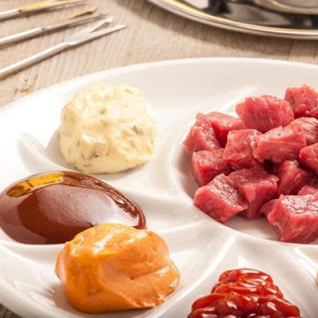 Fondue Bourguignonne Sauces