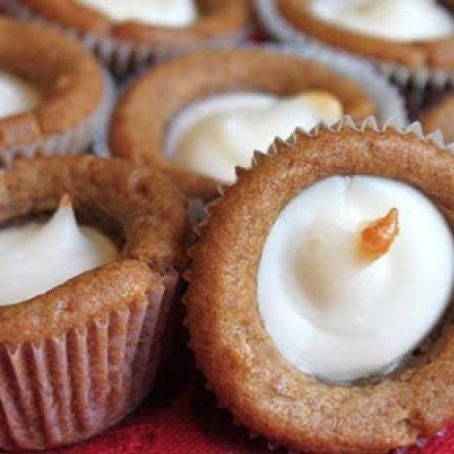 Gingerbread Cheesecake Bites
