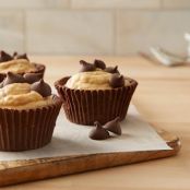 MINI KISSES Pumpkin Mousse Cups