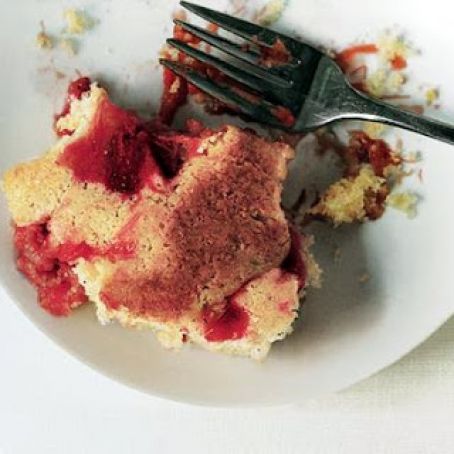 RUBARB  STRAWBERRY PUDDING CAKE