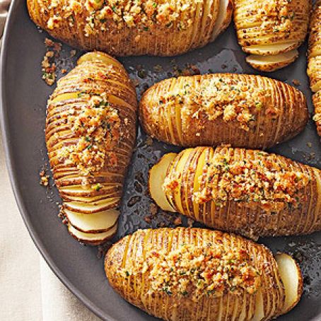 Hasselback Potatoes with Seasoned Breadcrumbs