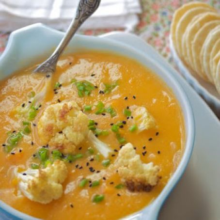 Sweet Potato Cauliflower Soup