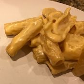 Classic Stovetop Macaroni and Cheese