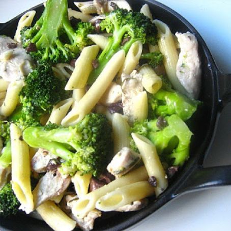 Chicken Broccoli Noodle Dish