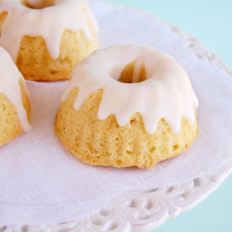 CAKE - Sour Lime Cake