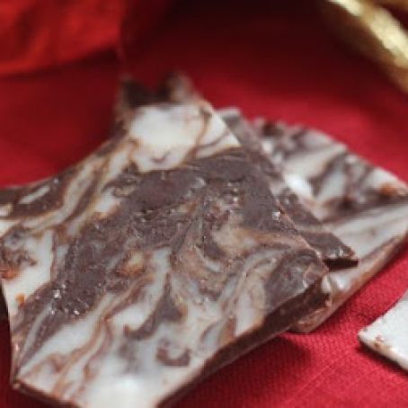 Holiday Salted Peppermint Bark