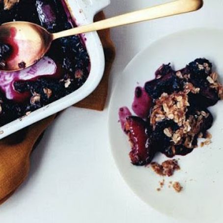PLUM & BERRY CRISP