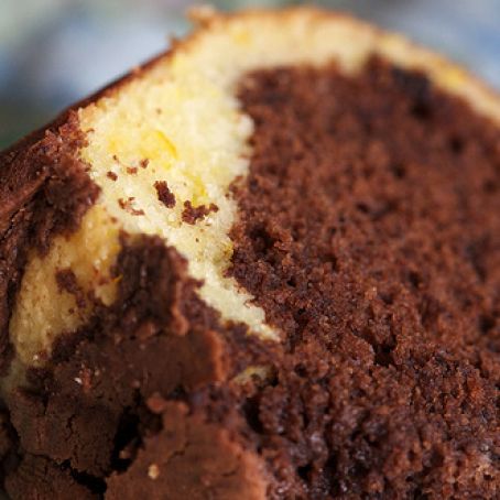 CHOCOLATE ORANGE BUNDT CAKE