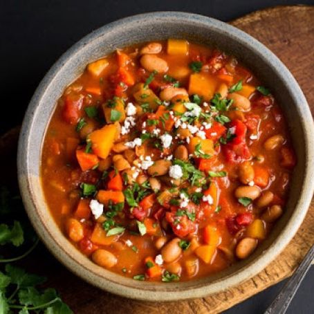 Vegetarian Chili With Winter Vegetables