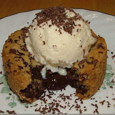 Molten Lava Chocolate Chip Cookies